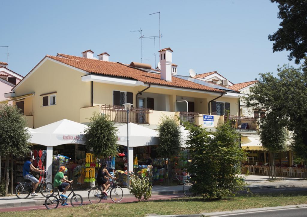 Apartamento Casa Ariete Bibione Exterior foto